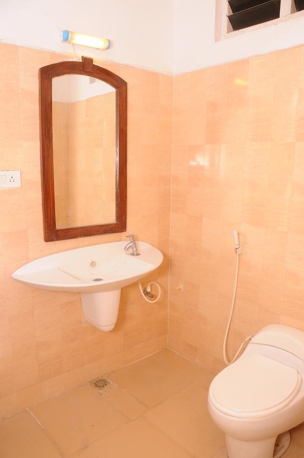 Srs Regency Hotel Anantapur Kültér fotó